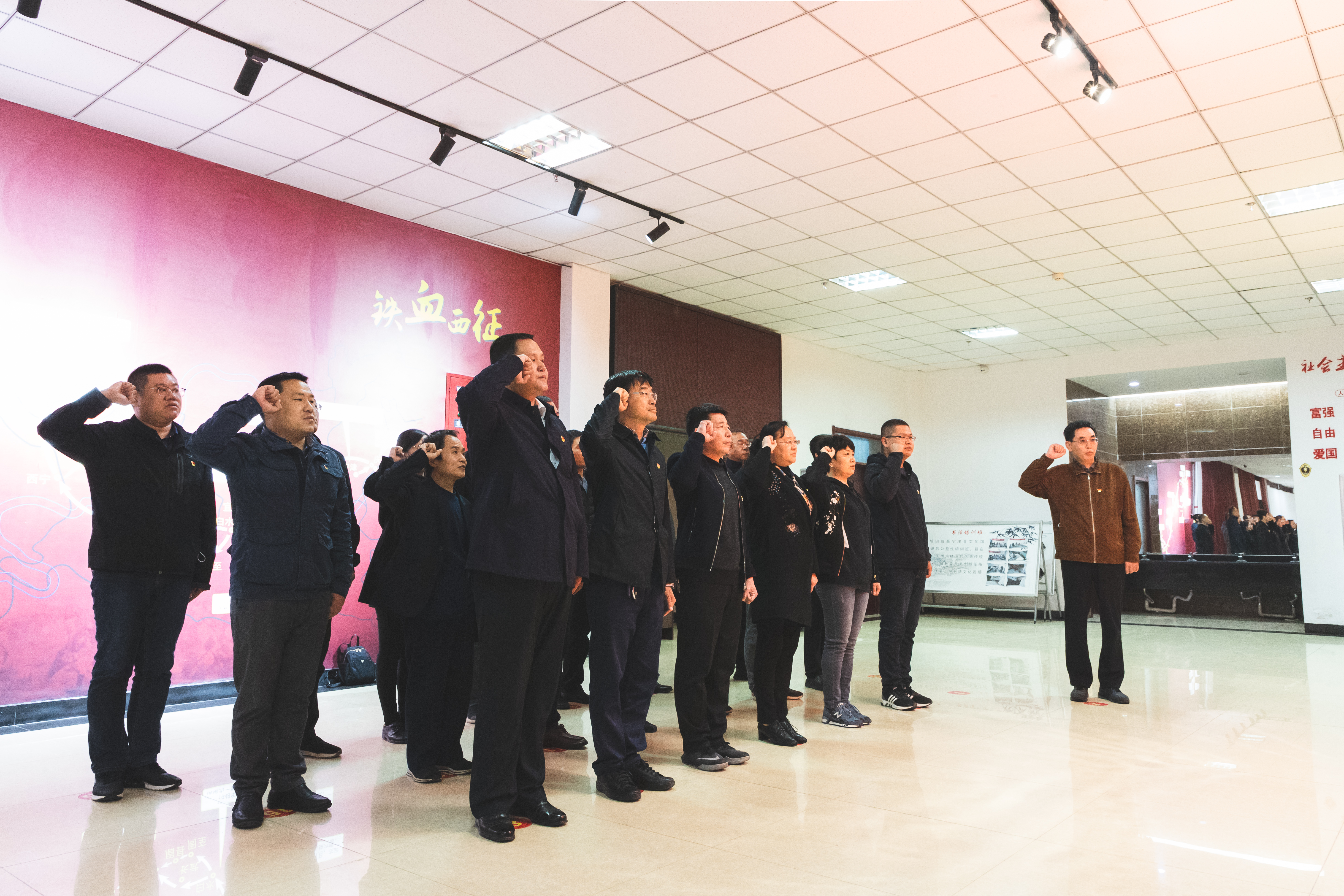 德州合盛建筑公司黨支部開展“繼承革命傳統，傳承紅色基因”黨史教育學習活動